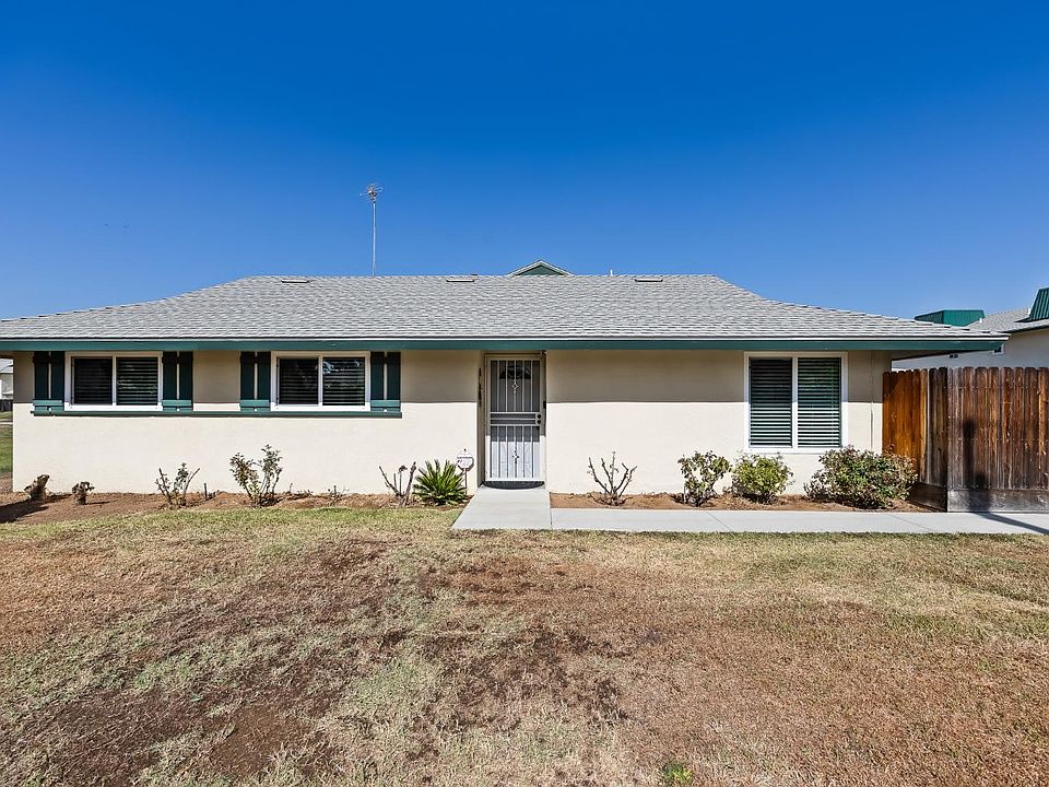 1st image of 4843 N Winery Cir APT 104