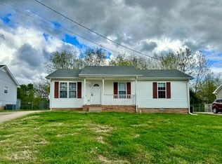 340 Cranklen Cir, Clarksville, TN 37042