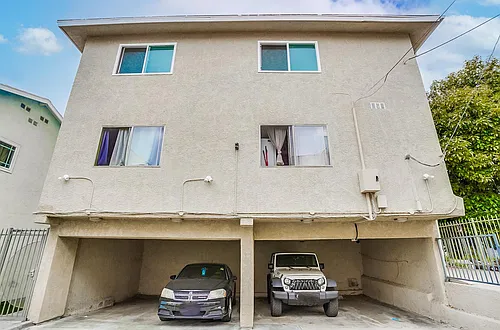 1042 Leighton Ave (B) Photo 1