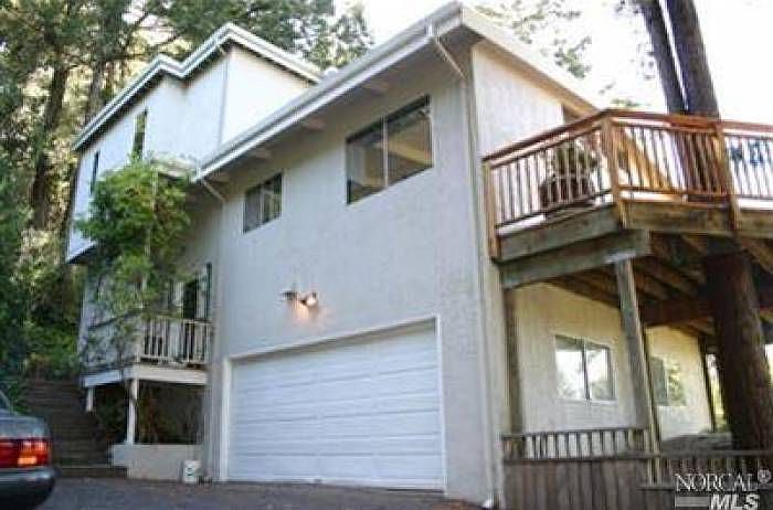 1st image of 8 Buckeye Cir