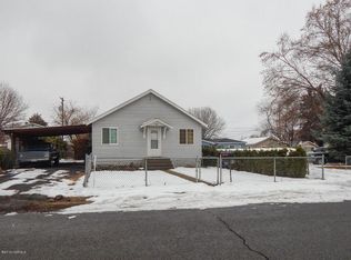 909 S 2nd Ave, Yakima, WA 98902