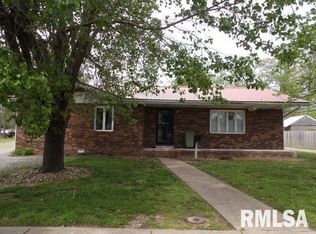 210 W Virginia St, Harrisburg, IL 62946