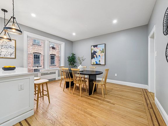 3rd image of 340 Fairmount Ave APT 209