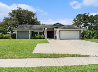 18408 Hanna Rd, Lutz, FL 33549