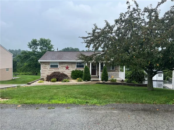 22 E Glennis Dr, Greensburg, PA 15601