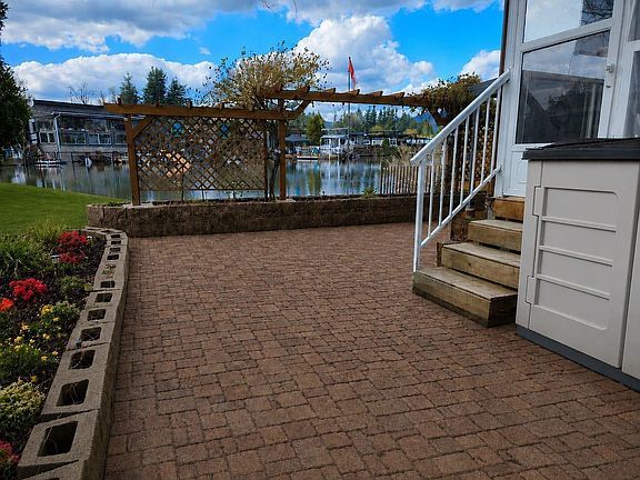 2nd image of 8400 Shook Rd #350