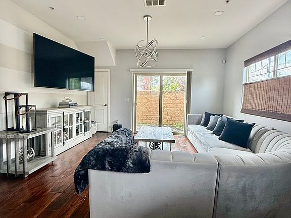 3rd image of 603 Mahalo Ct