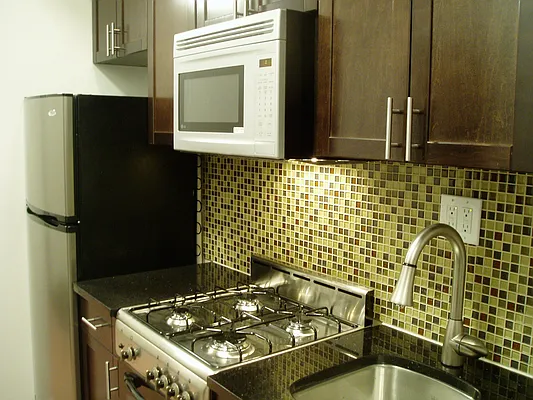 Rented by Bold New York | media 37