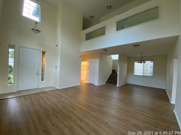 9025 176th Street Ct E