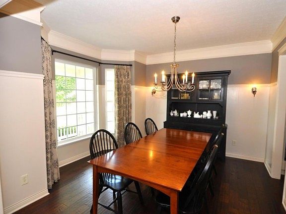 5th image of 7026 Blakemore Ln