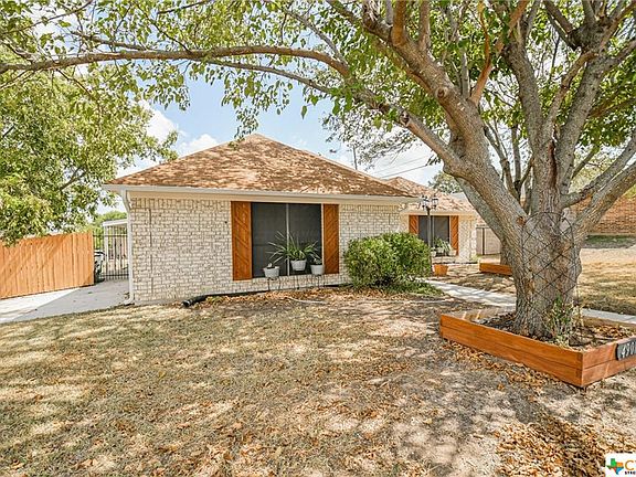 4th image of 4901 Shawn Dr