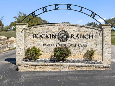 103 Ira Long, Blanco, TX, 78606