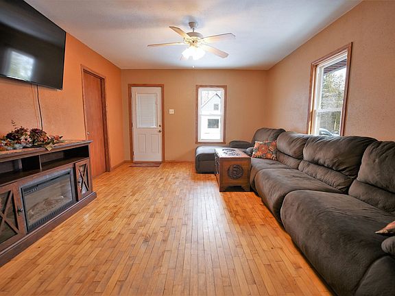 3rd image of 359 Oakland Ave