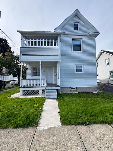 9 Snowden St Photo 1