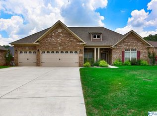 165 Legacy Cove Dr, Madison, AL 35756