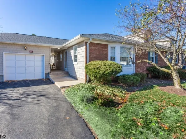 49 Brandywyne Dr, Florham Park, NJ 07932