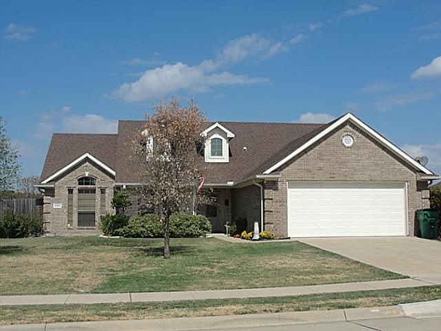 1st image of 1512 Highglen Trl