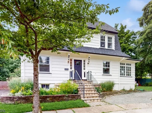 20 Burnside St, Montclair Twp., NJ 07043