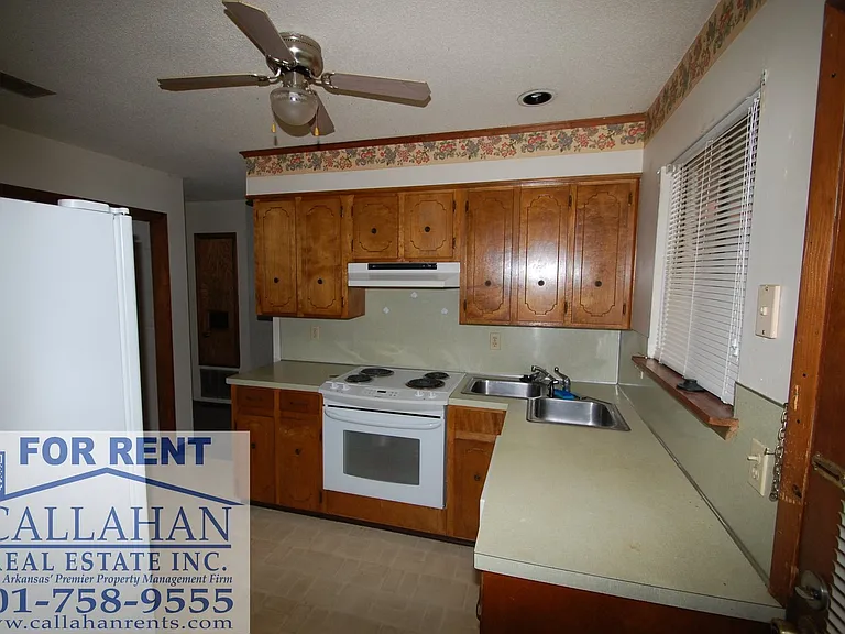 6102 North Woodview — Photo 7