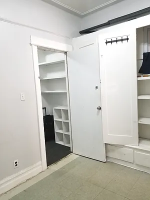 Rented by Brooklyn Real Inc | media 11