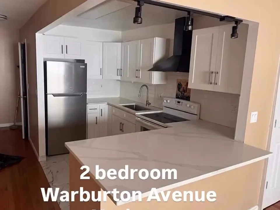 401 Warburton Ave #3.5