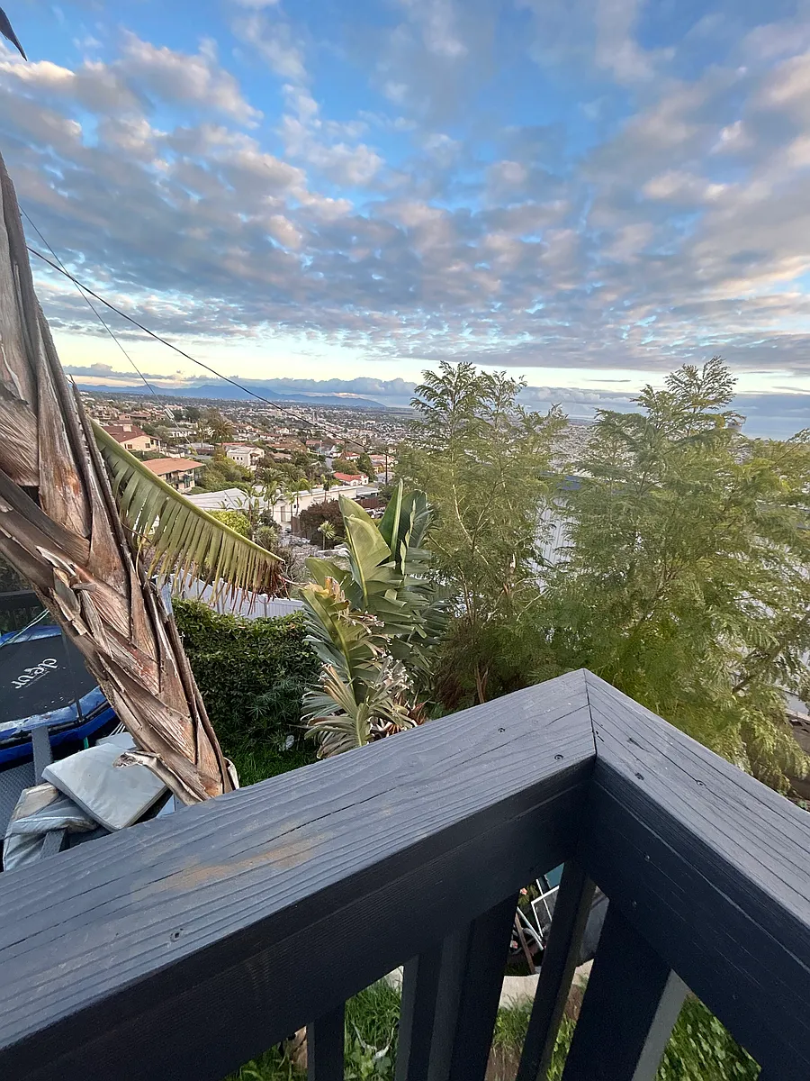 Building Photo - Mariposa Dr