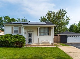 304 Hamrick Ave, Romeoville, IL 60446