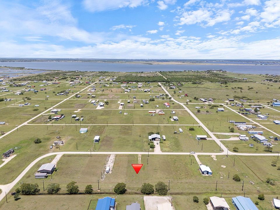 1st image of 115 Baracuda Dr