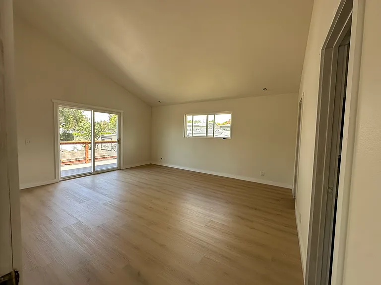 1300 Oak Ave #4 — Photo 11