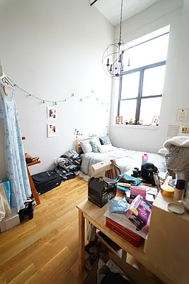 Rented by City Vista Inc | media 27