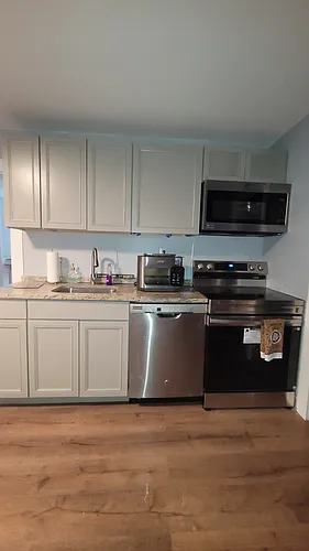 215 Cottage St Photo 1