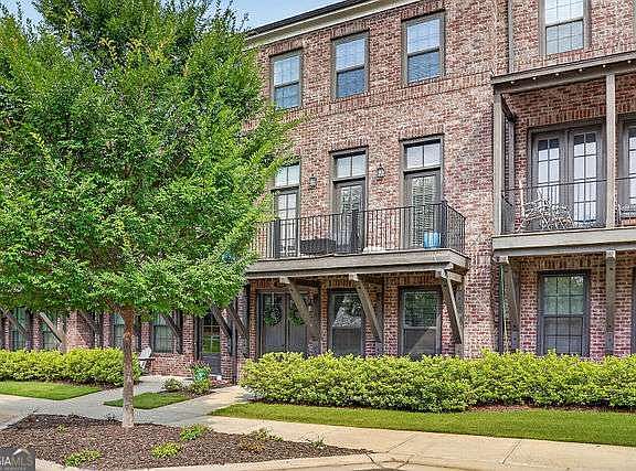 2nd image of 883 Tisdale Trl NE