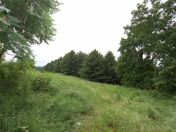 11 Eagle Cave Rd, Muscoda, WI 53573