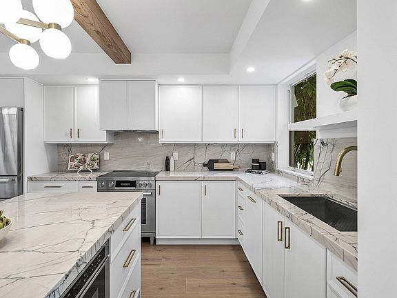 3rd image of 320 S OCEAN Boulevard #LC