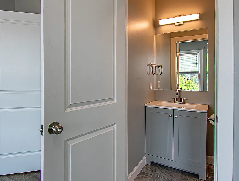 710 Leland Ave #2S — Photo 16