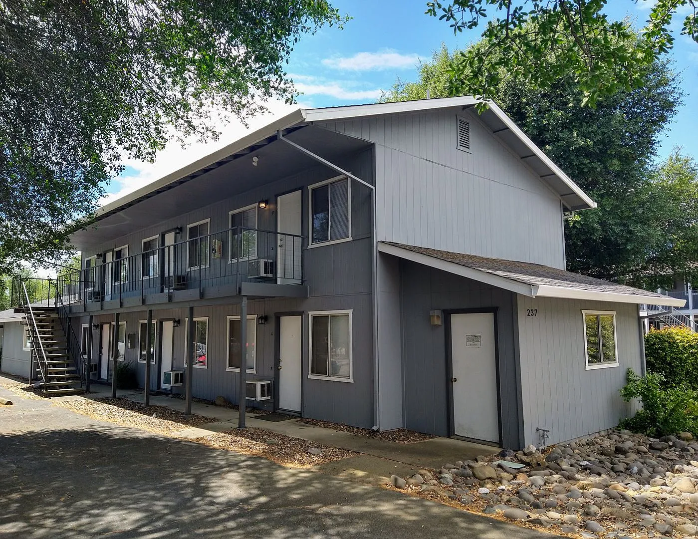 237 Boulder Creek — Photo 1
