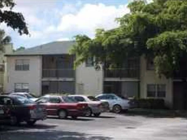 4151 NW 90th Ave APT 203, Pompano Beach, FL 33065