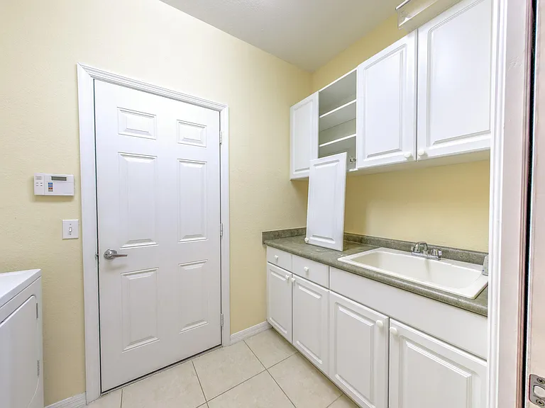 1868 S Dovetail Dr #C2 — Photo 14
