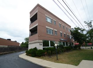 755 Milwaukee Ave UNIT 2A, Glenview, IL 60025