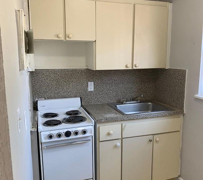 1st image of 1210 NW 2nd Ave APT 5