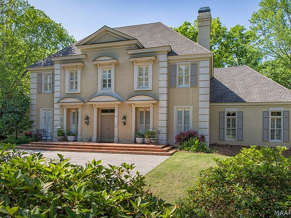 3rd image of 3801 Colline Dr