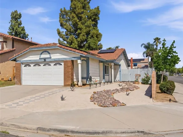 11206 Miners Trl, Moreno Valley, CA 92557