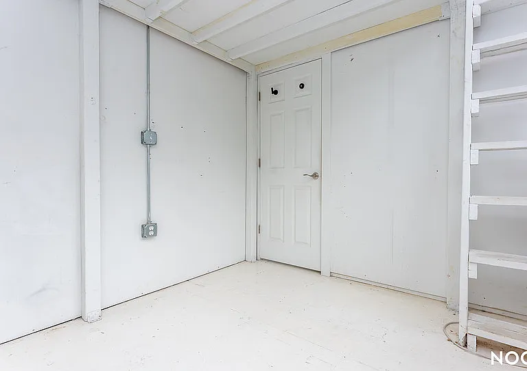 1085 Willoughby Ave #101 — Photo 13