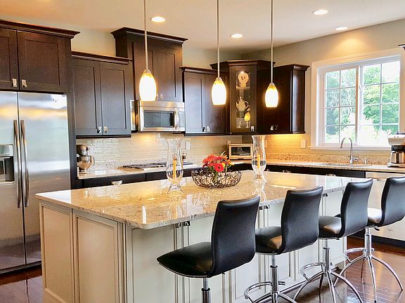 Gourmet upgraded Kitchen