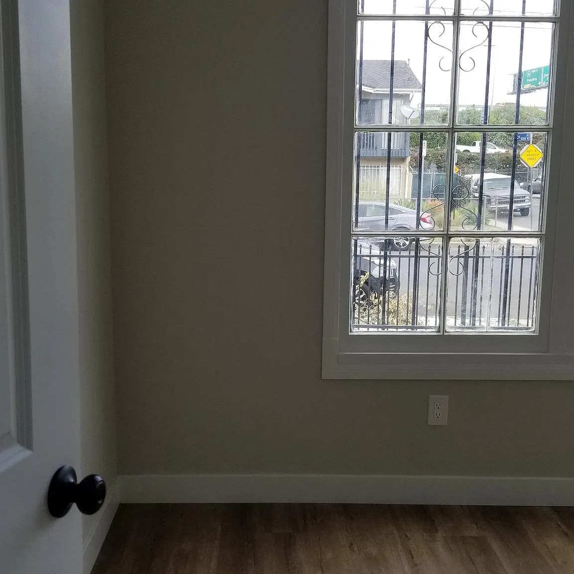 4 bed, 1600 sqft, $4,400 — Photo 4