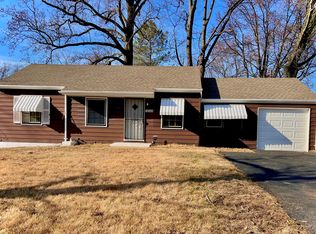 10343 Ross Cir, Saint Louis, MO 63137