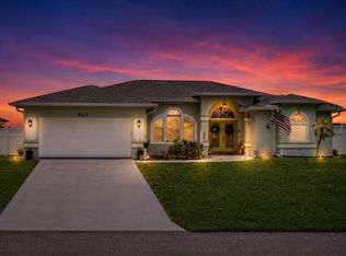 842 SE Quiescent Ln, Port Saint Lucie, FL 34983