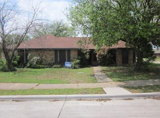 2805 College Park Dr, Rowlett, TX 75088