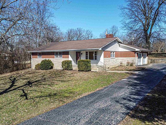 2nd image of 130 Ridgemont Rd