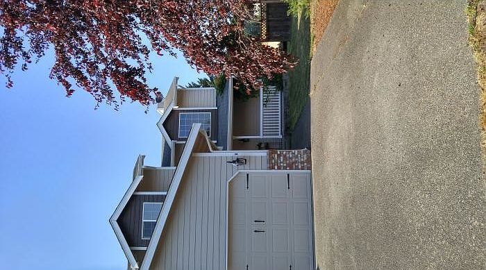1st image of 193 Jensen Ln N #B